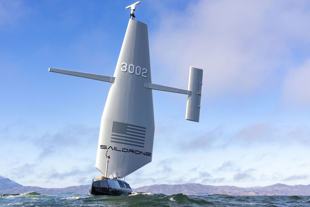 The 20-meter drone “Surveyor”